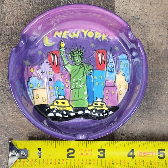 Vintage City Merchandise New York Ash Tray Folk Ark Statue of Liberty Purple - Picture 7 of 7